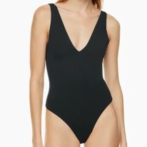 Aritzia Babaton V-Neck Black Bodysuit